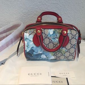 Gucci Supreme Monogram Blooms Mini Boston Bag Blue